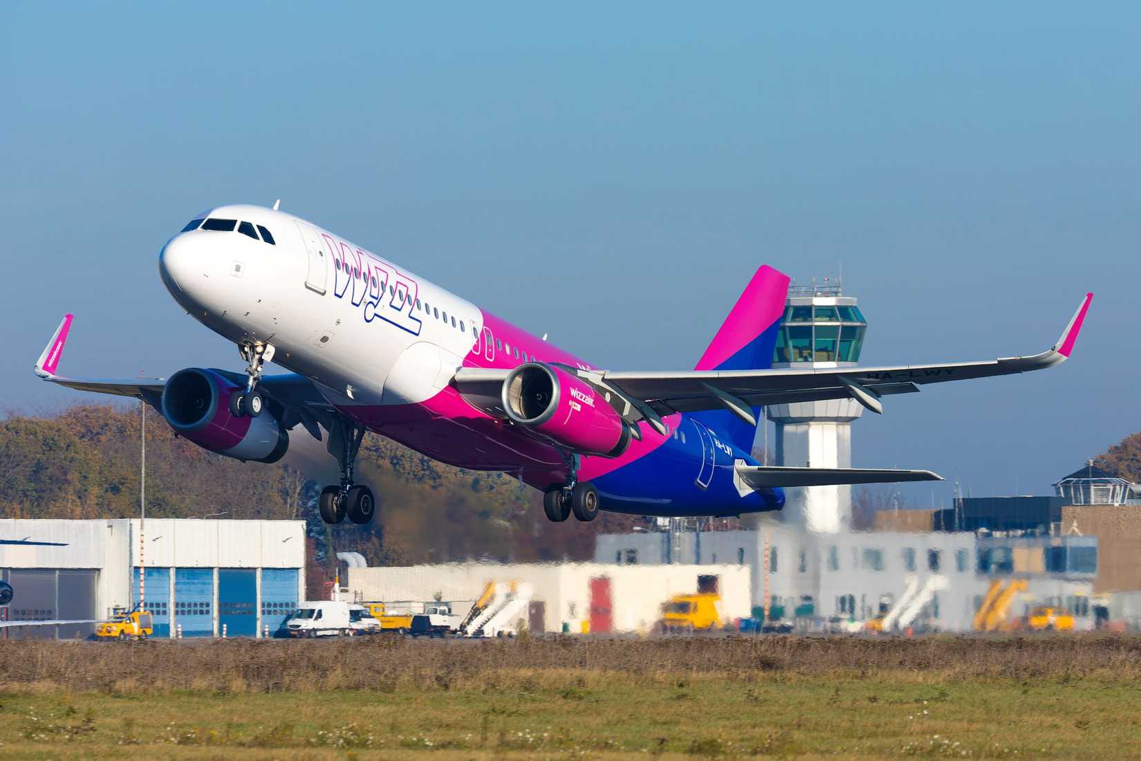 Wizz Air A320 Departing Maastricht Aachen Airport